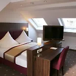 Rothkamp 3*