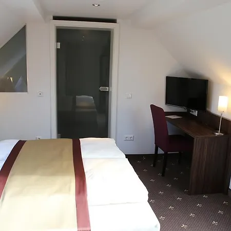 Rothkamp 3* Frechen