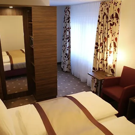 فندق Rothkamp 3*
