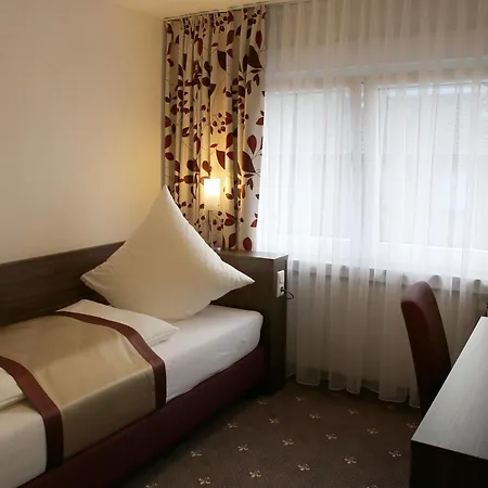 Rothkamp 3*